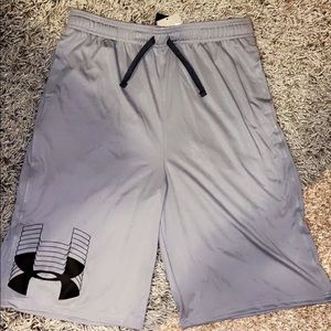 BRAND NEW UNDER ARMOUR shorts youth XL